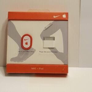 NIKE + iPod Sport Kit MA692LL/B New